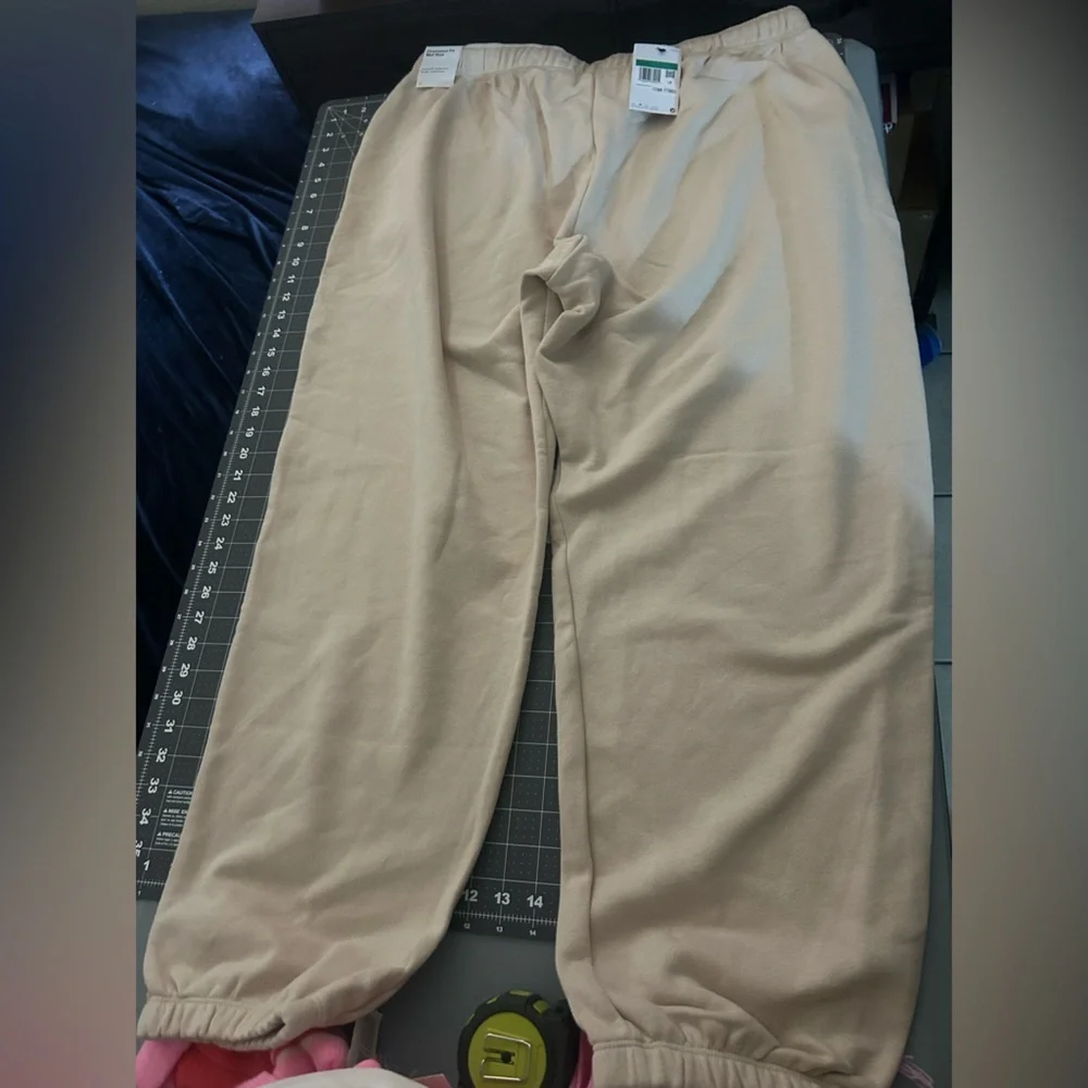 Nike comfortable sweatpants